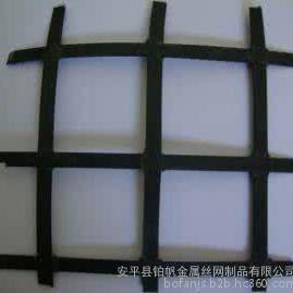 土工格栅的种类与用途详解 安平县铂帆金属丝网制品带你了解全品类